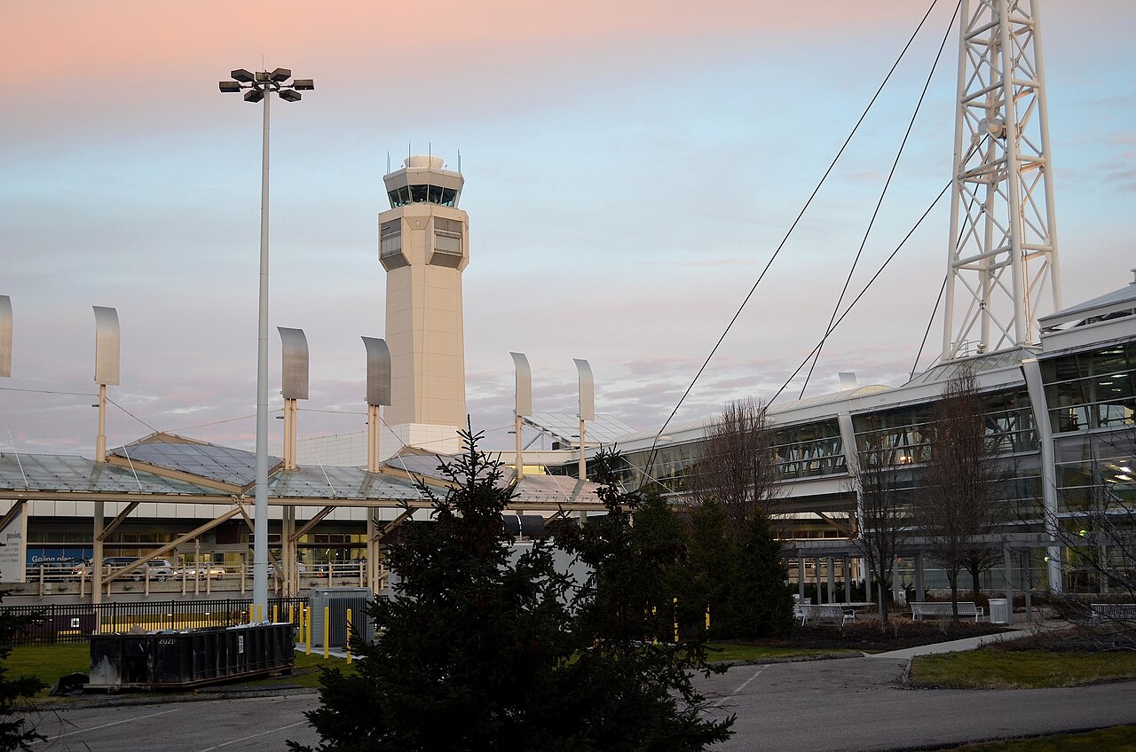 Cleveland Hopkins Airport terminal