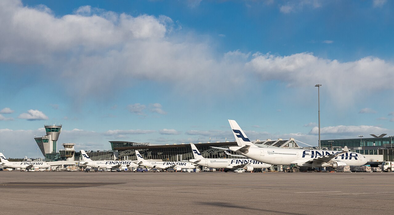 Helsinki Vantaa Airport terminal and aircraft on the apron