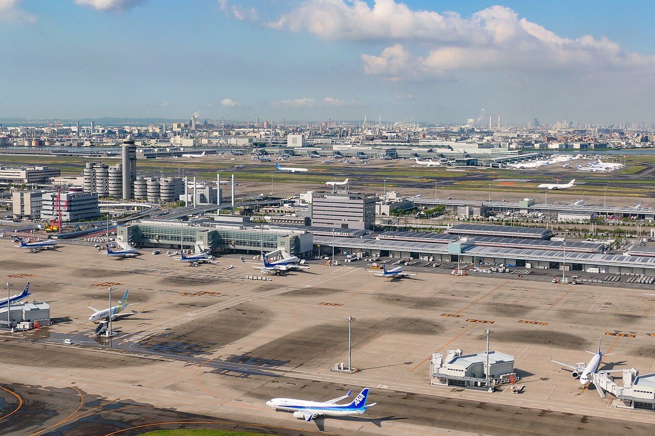 Tokyo Haneda Airport terminal