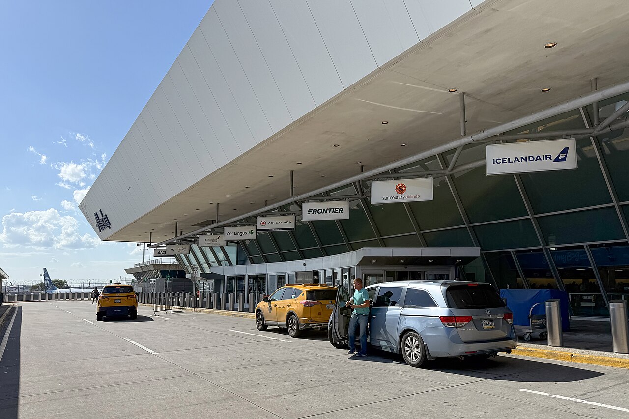 Terminal 7 curbside at New York JFK Airport