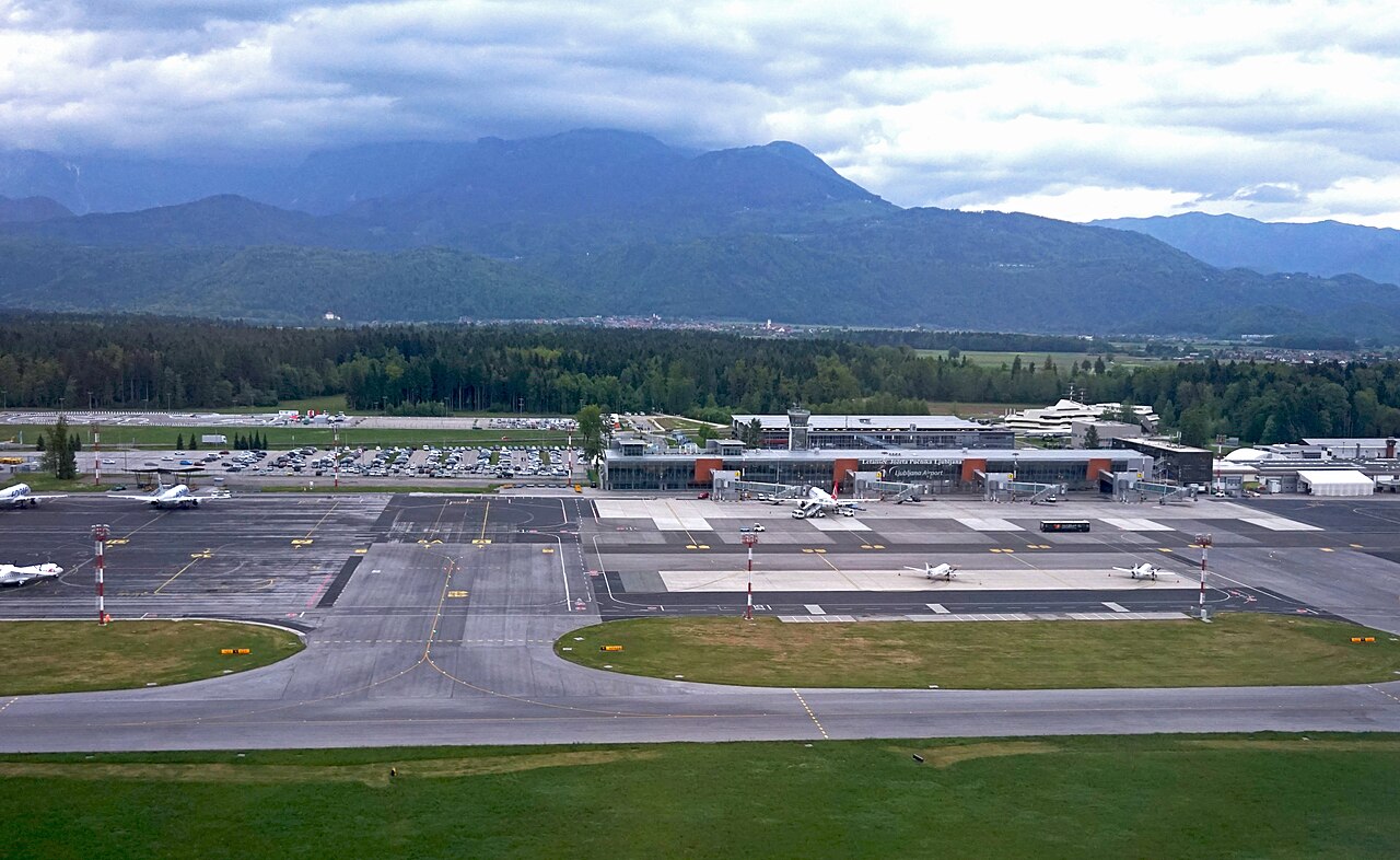 Ljubljana Joze Pucnik Airport terminal