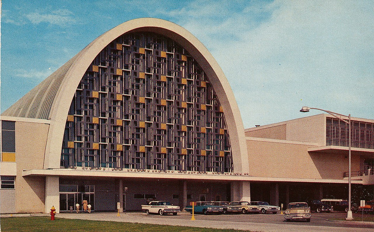 New Orleans Louis Armstrong International Airport terminal