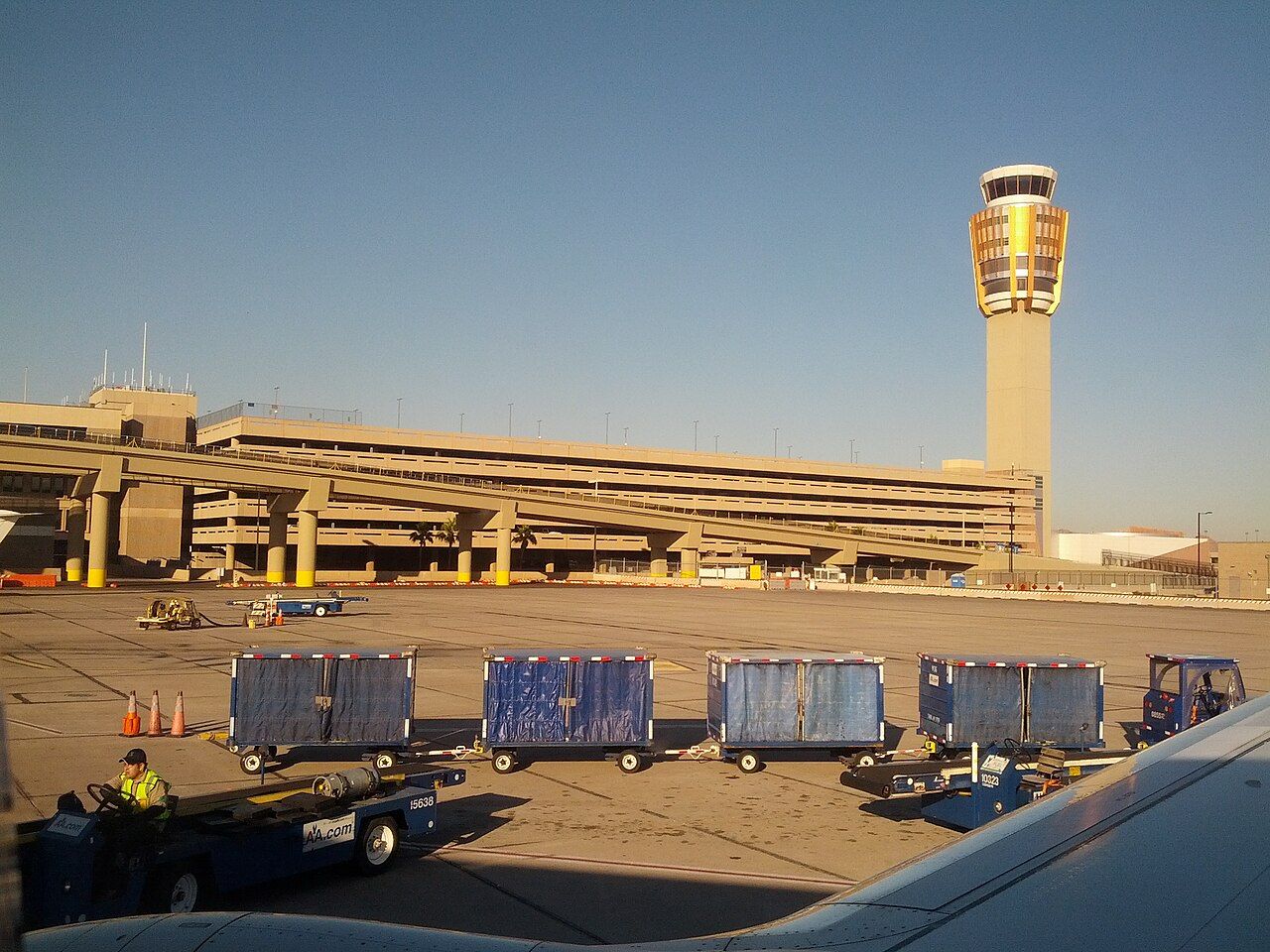 Control tower and Terminal 4 gates at Phoenix Sky Harbor International Airport