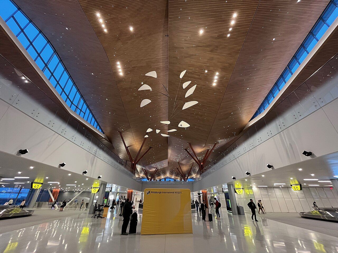 Terminal interior at Pittsburgh International Airport