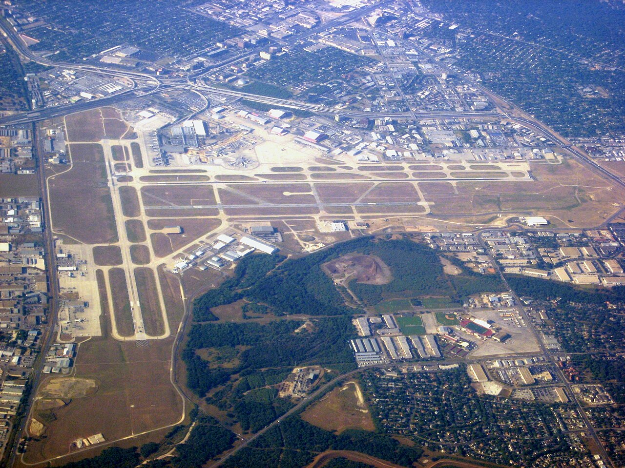 San Antonio International Airport terminal
