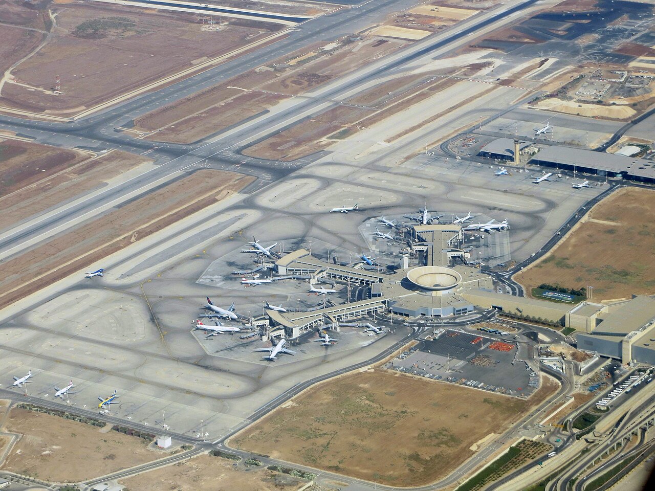 Tel Aviv Ben Gurion Airport terminal
